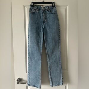 Abercrombie & Fitch Ultra High Rise 90s Straight Leg Jean Curve Love
